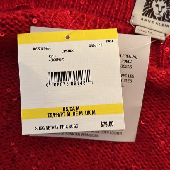 RED SWEATER - Picture 6 of 7